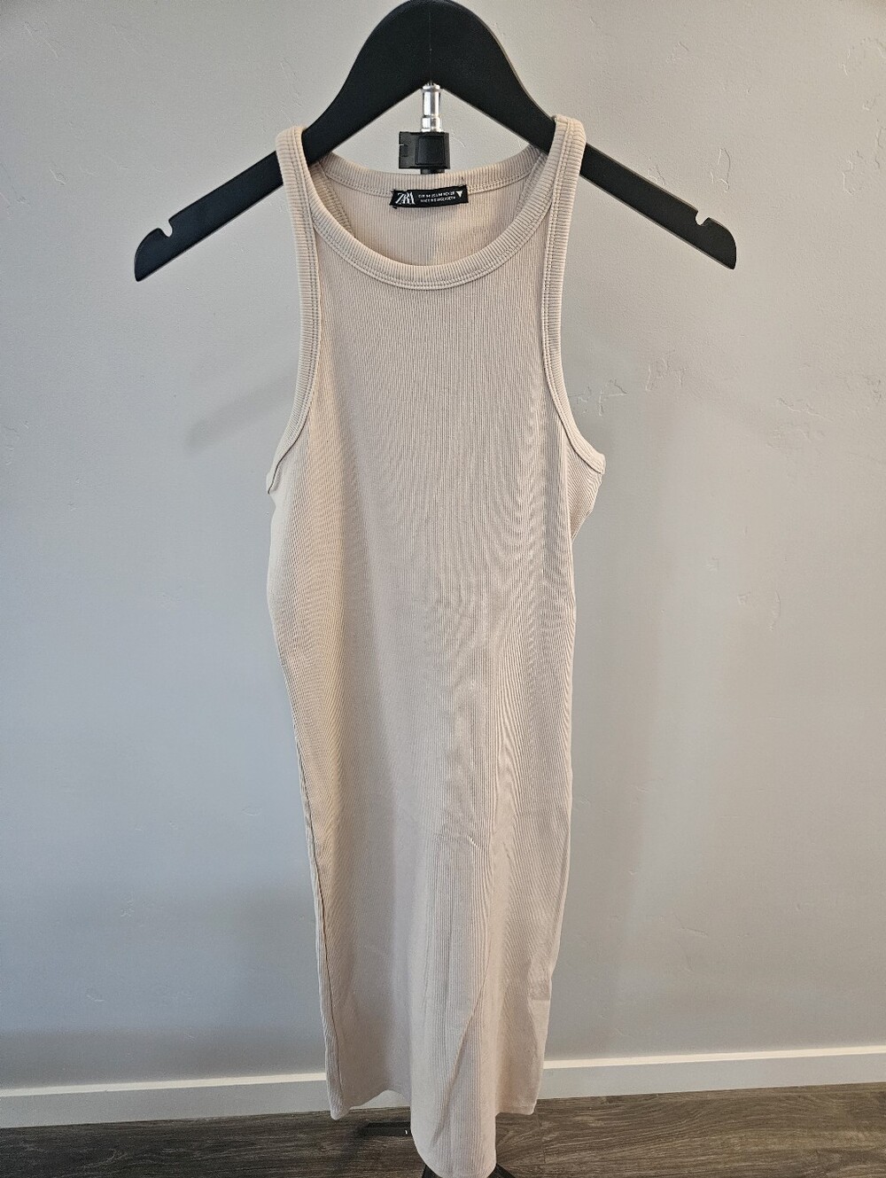 NEW Zara women's ribbed midi dress with a halter neckline